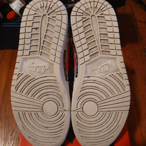 Jordans - Picture 8 of 8